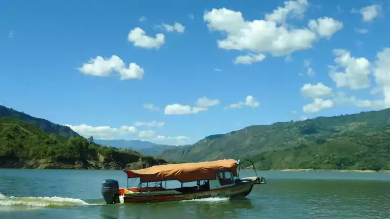 aes_gestion_social_-_movilidad_fluvial_y_terrestre_para_comunidades.jpeg